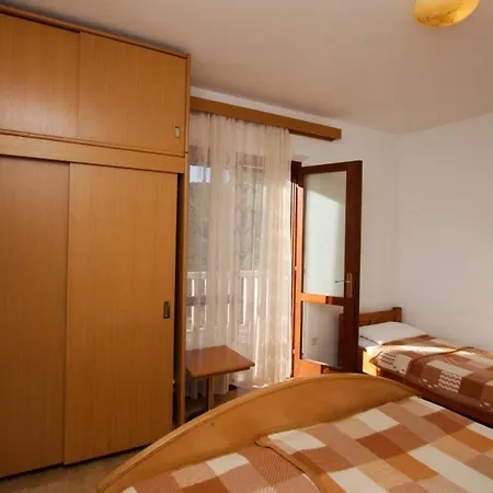 Lucia Guest house