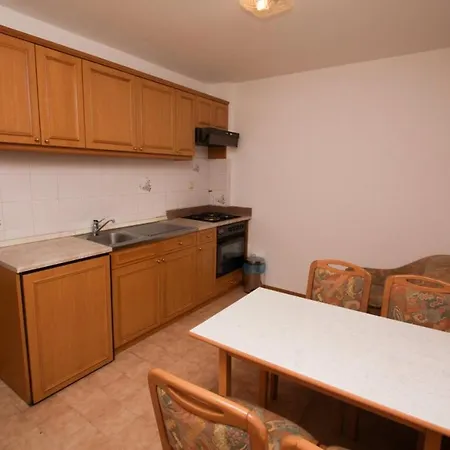 Lucia Guest house