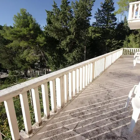Guest house Lucia 2*